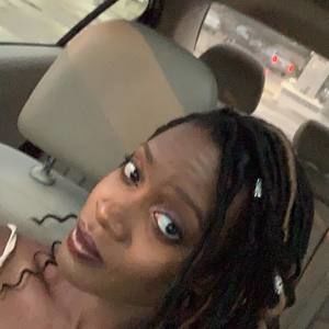 Meet your Posher, Chrissy